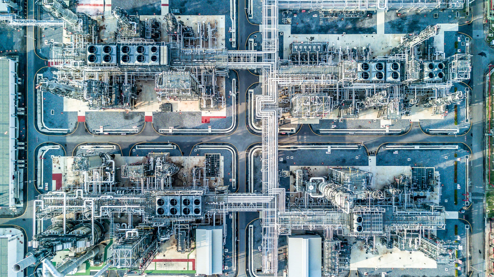 Vista aérea de una refinería de petróleo